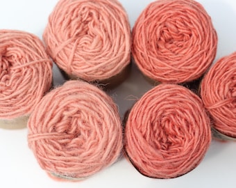 Handspun Madder root dyed Cheviot tapestry yarn singles, nallbinding, knit, crochet weave navajo picture weave, choose 2 shade #1 / #2 - 25g