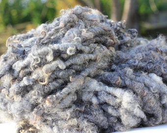 50g Handspun Gotland x Shetland super bulky peg loom or weaving yarn, apx 4.5yd (4m) per 50g, glossy lock yarn, textured, natural greys (#3)