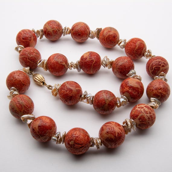 Vintage 9ct Yellow Gold Coral & Biwa Pearl Necklace