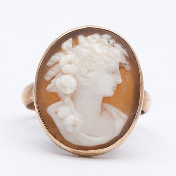 Antique Victorian Gold Natural Shell Cameo Ring – Size M