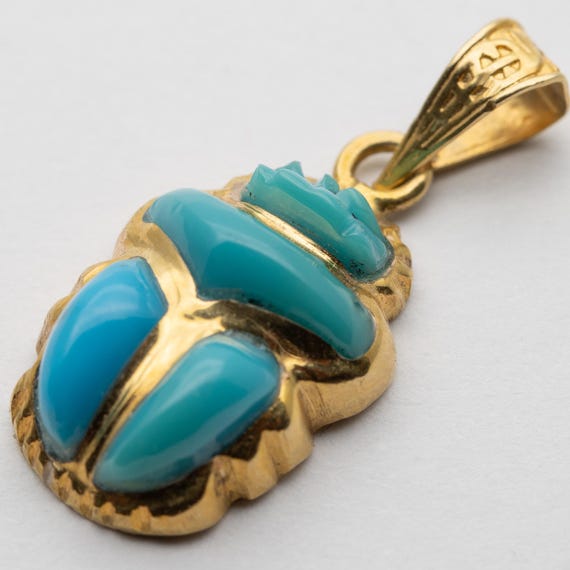Yellow Gold & Turquoise Scarab Beetle Pendant Vintage 18ct
