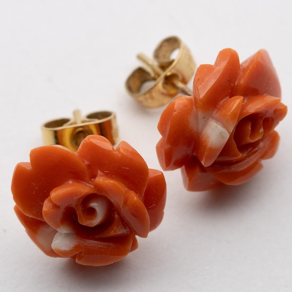 Vintage 9ct Yellow Gold Angel Skin Coral Rose Stud Earrings