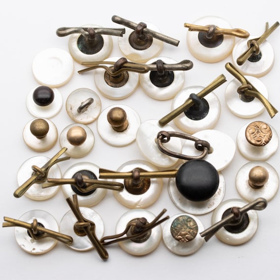 Antique Vintage Mixed Job Lot Gents Mother of Pearl Shirt Studs etc