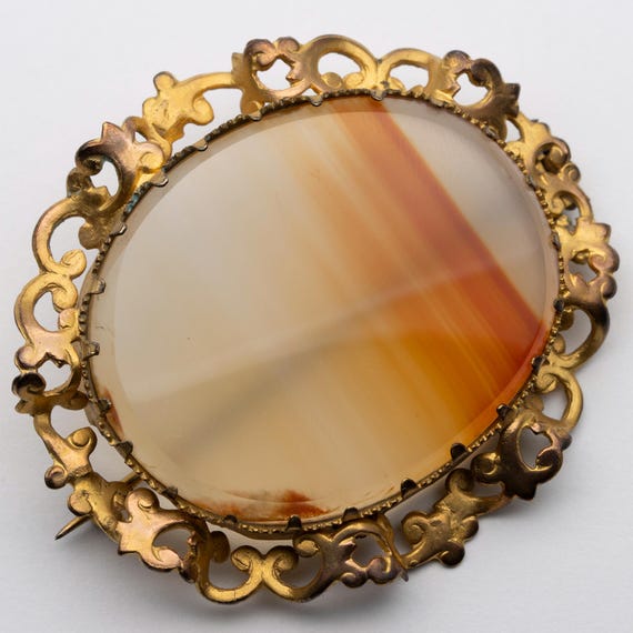 Antique Victorian Pinchbeck Carnelian Agate Brooch