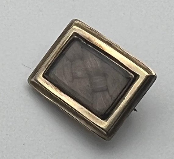 Antique Georgian 9ct Yellow Gold Mourning Woven Hair Lace Fichu Pin Brooch