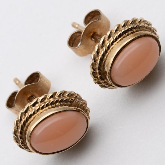 Vintage 9ct Yellow Gold Angel Skin Coral Stud Earrings