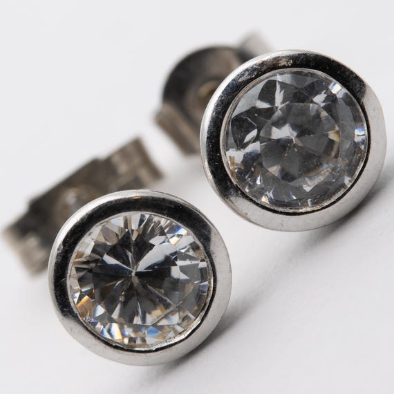 Vintage 9ct White Gold CZ Stud Earrings