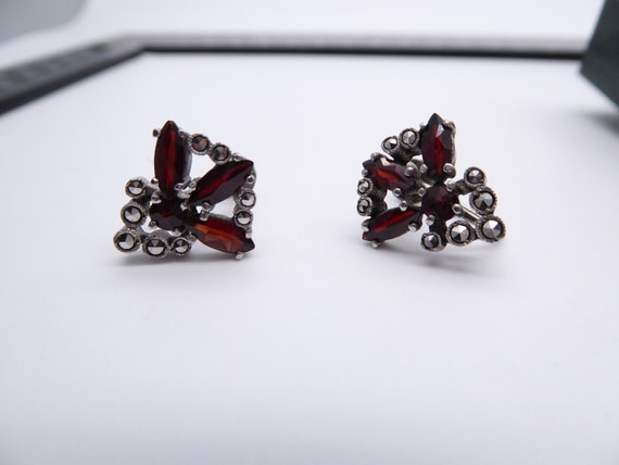 Vintage Sterling Silver Garnet & Marcasite Screw Back Earrings