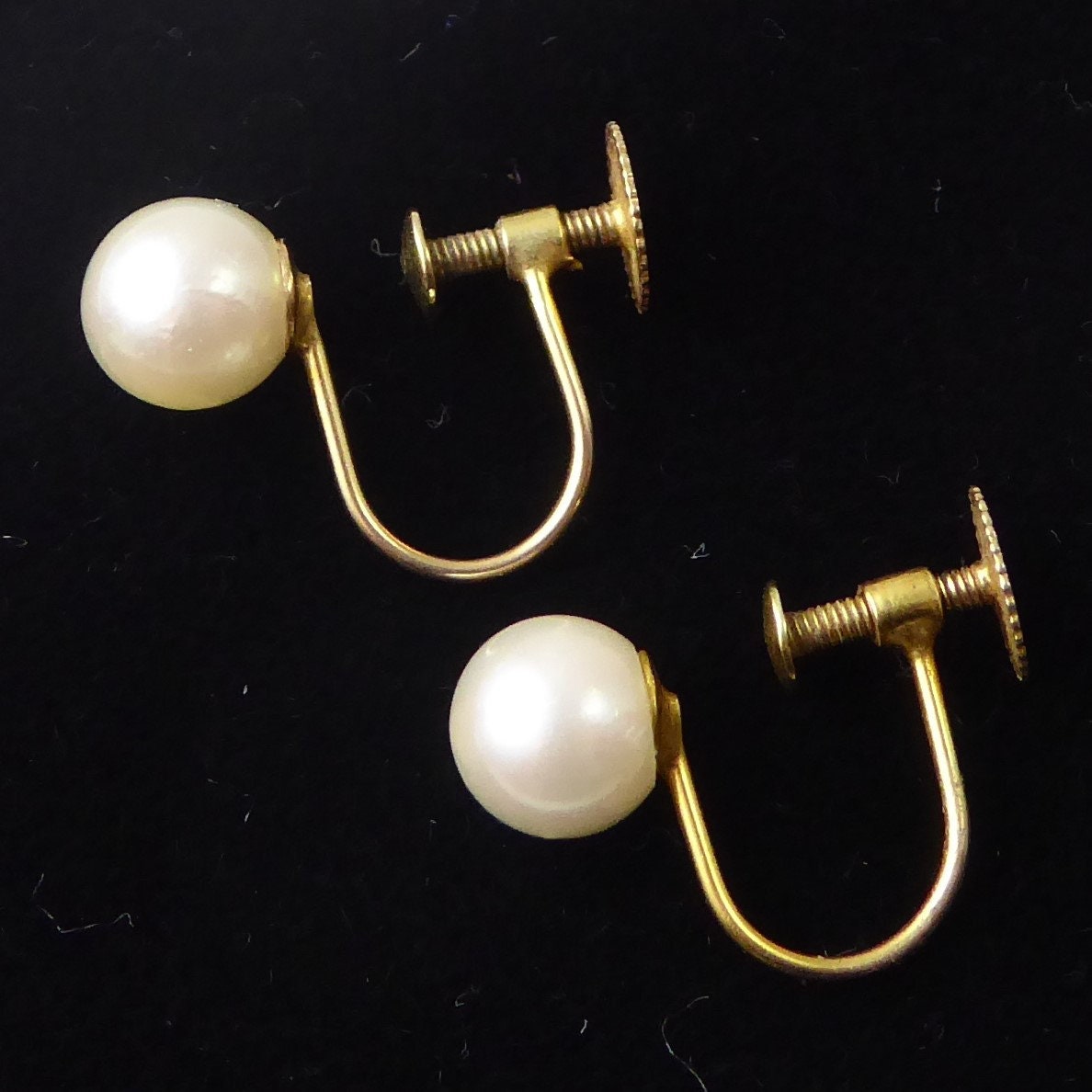 9ct Gold Pearl Earrings / Screw Back / Art Deco / 6mm Pearls