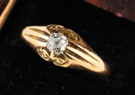 Antique Art Deco 18ct Yellow Gold Diamond Solitaire Ring