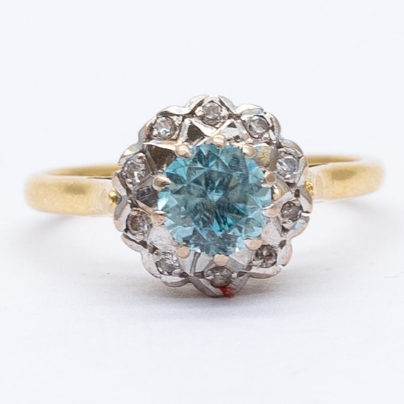 Vintage 18ct Yellow Gold Natural Blue Zircon & Diamond Cluster Ring – Size N