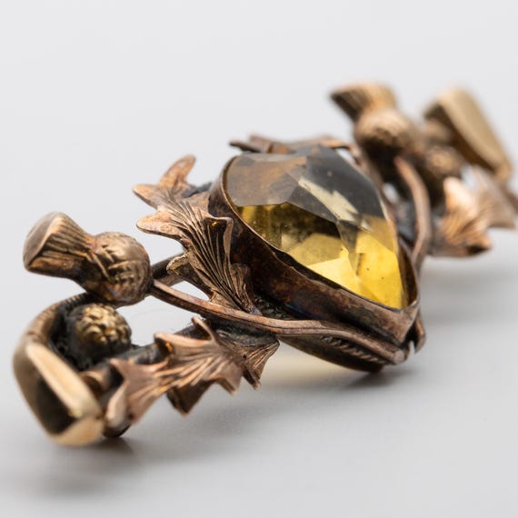 Scottish Victorian 9ct Gold Citrine Heart Golf Thistle Brooch
