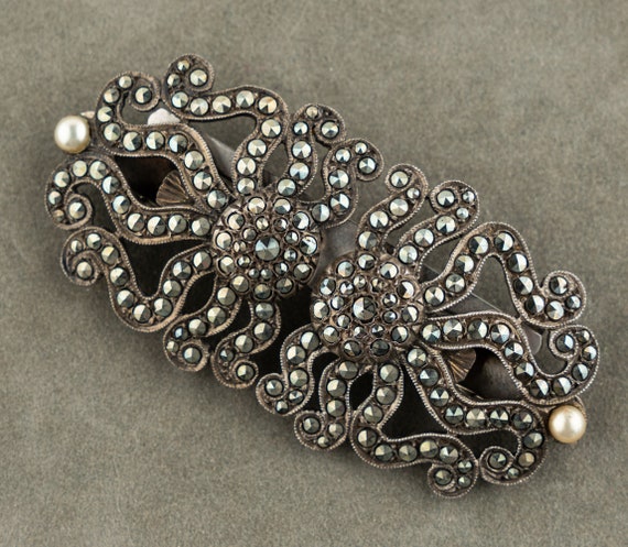 Vintage Art Deco Retro Marcasite & Faux Pearl Duette Clip Brooch