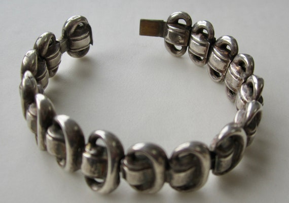 Antique Victorian Sterling Silver Childs Bangle – fiddle toy!