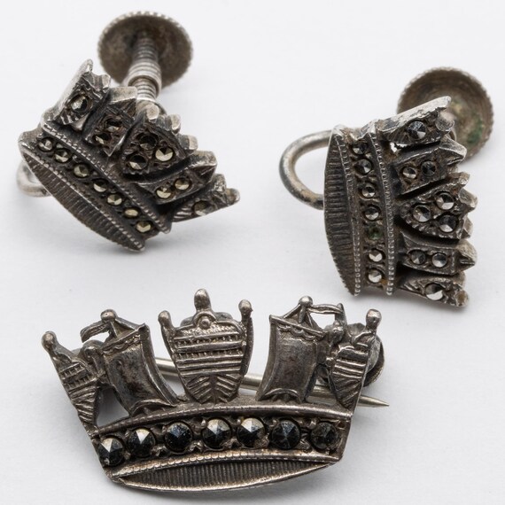 Antique Vintage Sterling Silver Naval Crown Brooch & Screw Back Earrings
