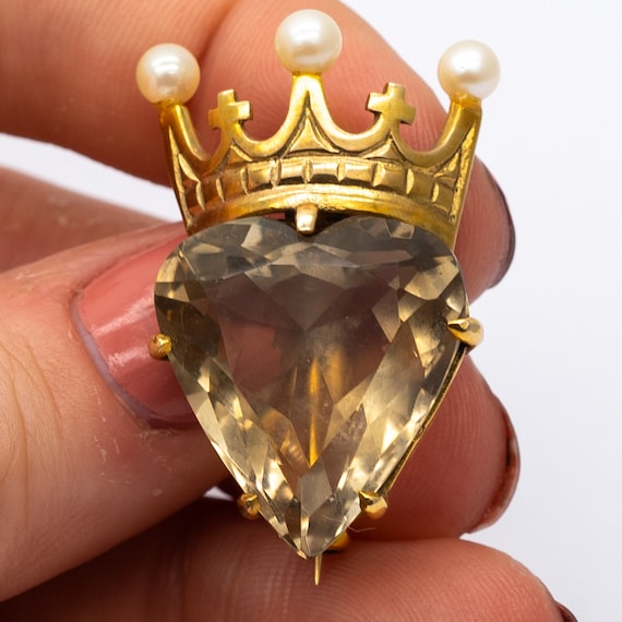Vintage 9ct Yellow Gold Citrine & Cultured Pearl Crowned Love Heart Brooch
