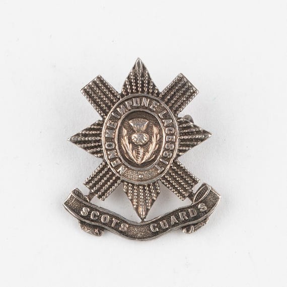 Antique WW1 Silver Scots Guard Sweetheart Brooch Badge