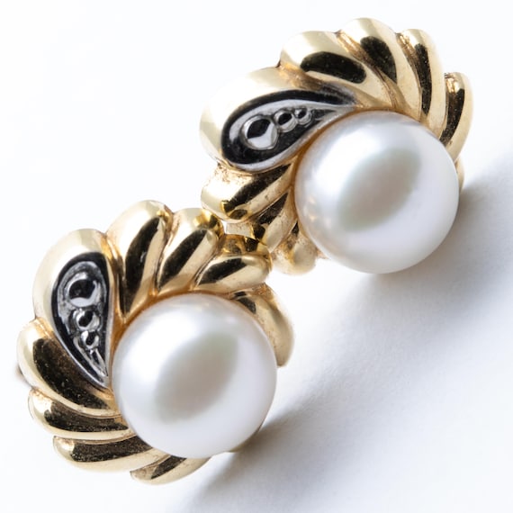 Vintage 9ct Yellow Gold Cultured Pearl Stud Earrings