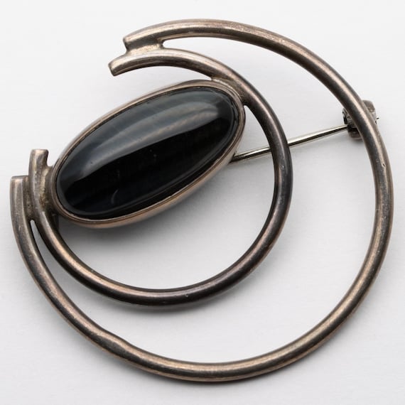 Vintage Ola Gorie Orkney Silver Tigers Eye Brooch