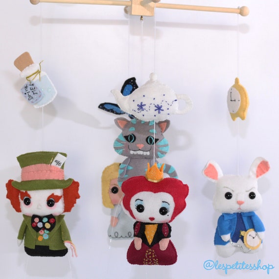 alice in wonderland baby mobile