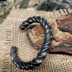 10mm Titanium Cuff Bracelet.