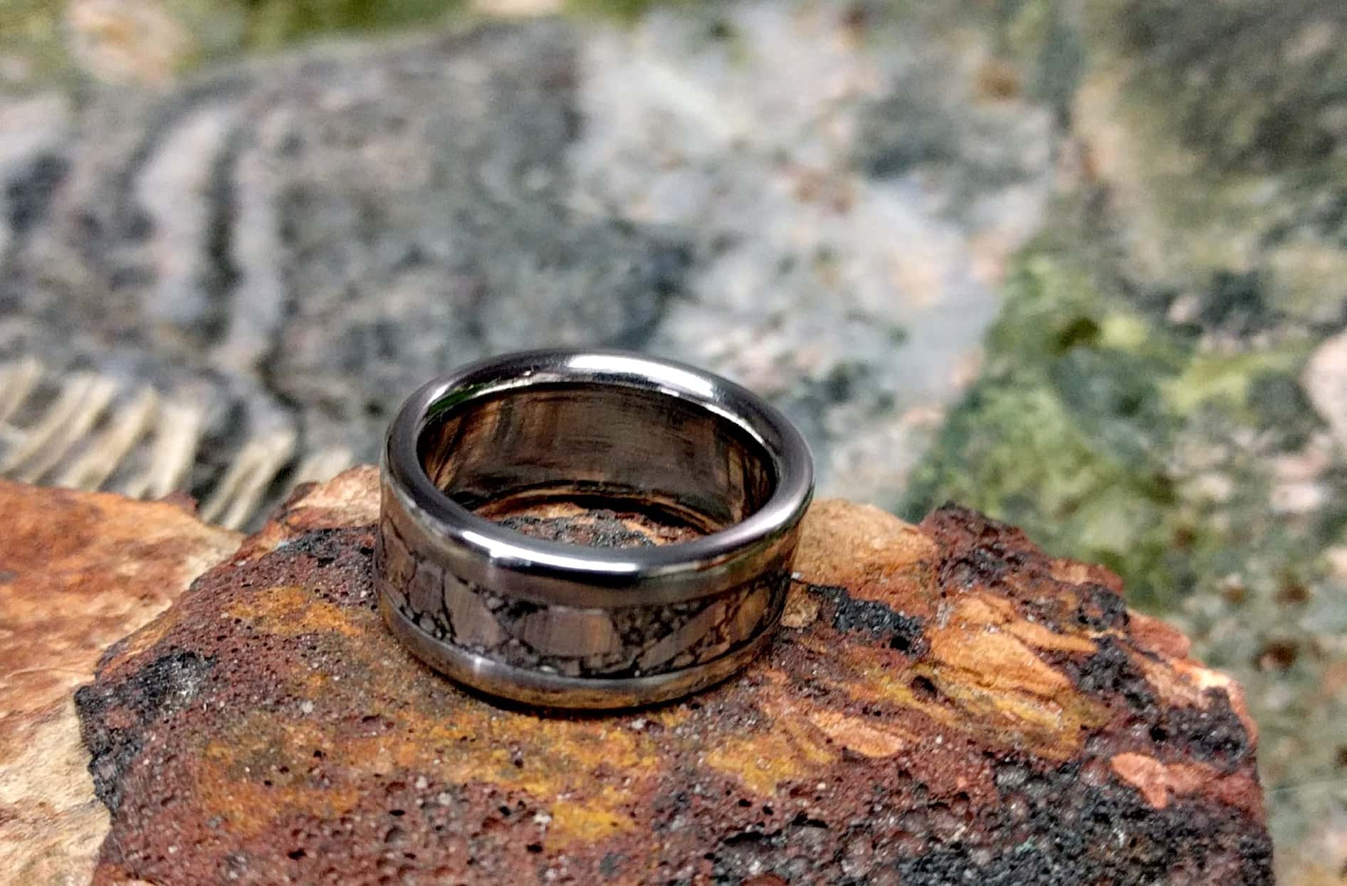 The Chill - Frost Titanium Wedding Ring f1 – Titanium Rings Studio