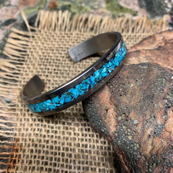 Turquoise Inlay Titanium Cuff Bracelet.  2.75-3 mm thickness. 1/2" Wide. King Man Turquoise.