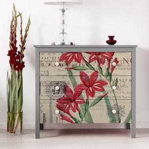 Red Flowers Newspaper Vintage Decoupage Paper - Decoupage Art - Large Size Rice Paper for Decoupage - Decoupage Transfers - A3 A2 A1 A0