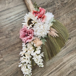 Custom Wedding Broom - Bespoke Jumping Broom - African American Wedding Broom - Mezinka