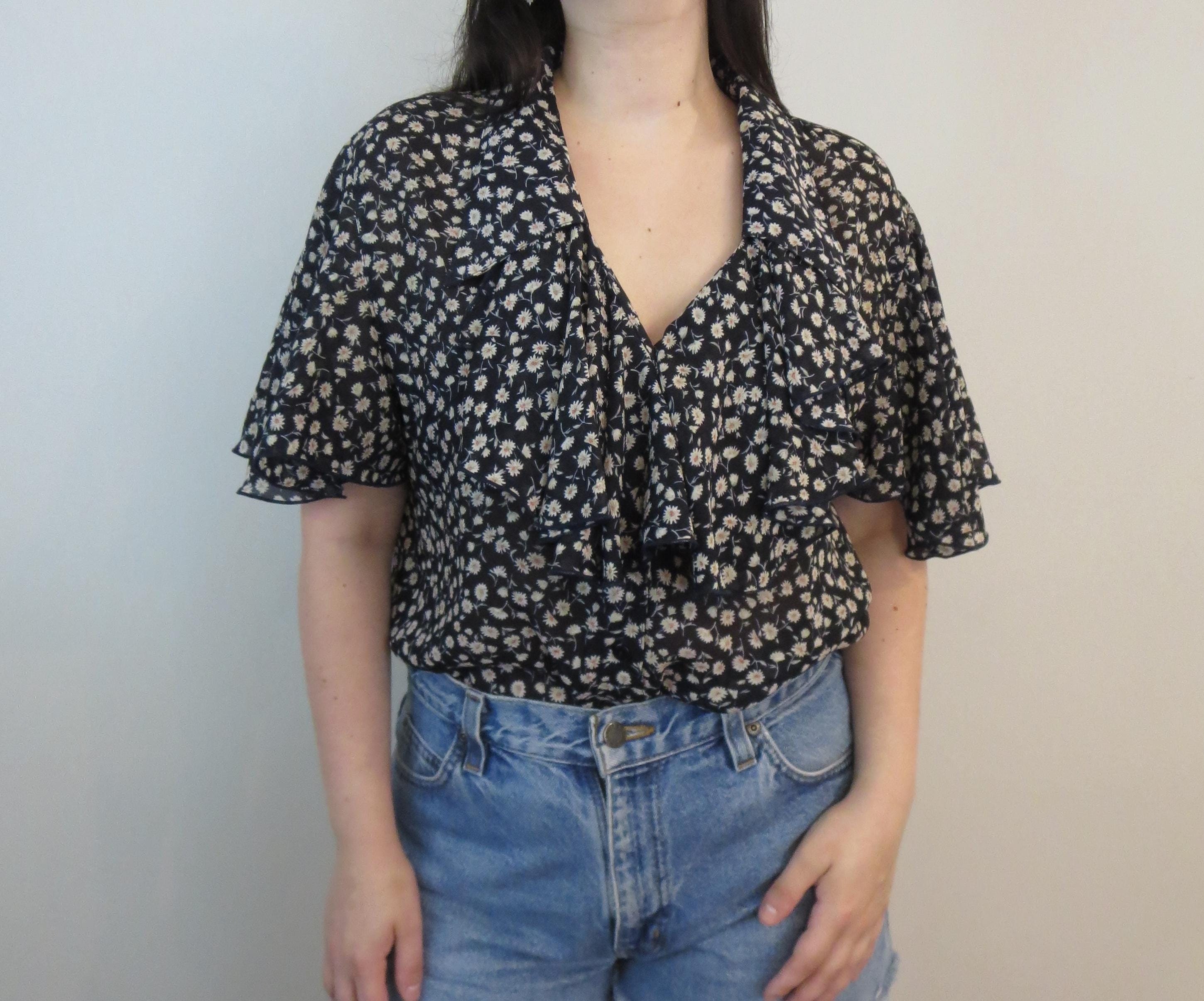 Vintage Fred David Floral Ruffle Chemise Blouse – Cottagecore Flutter Sleeve – Size 14