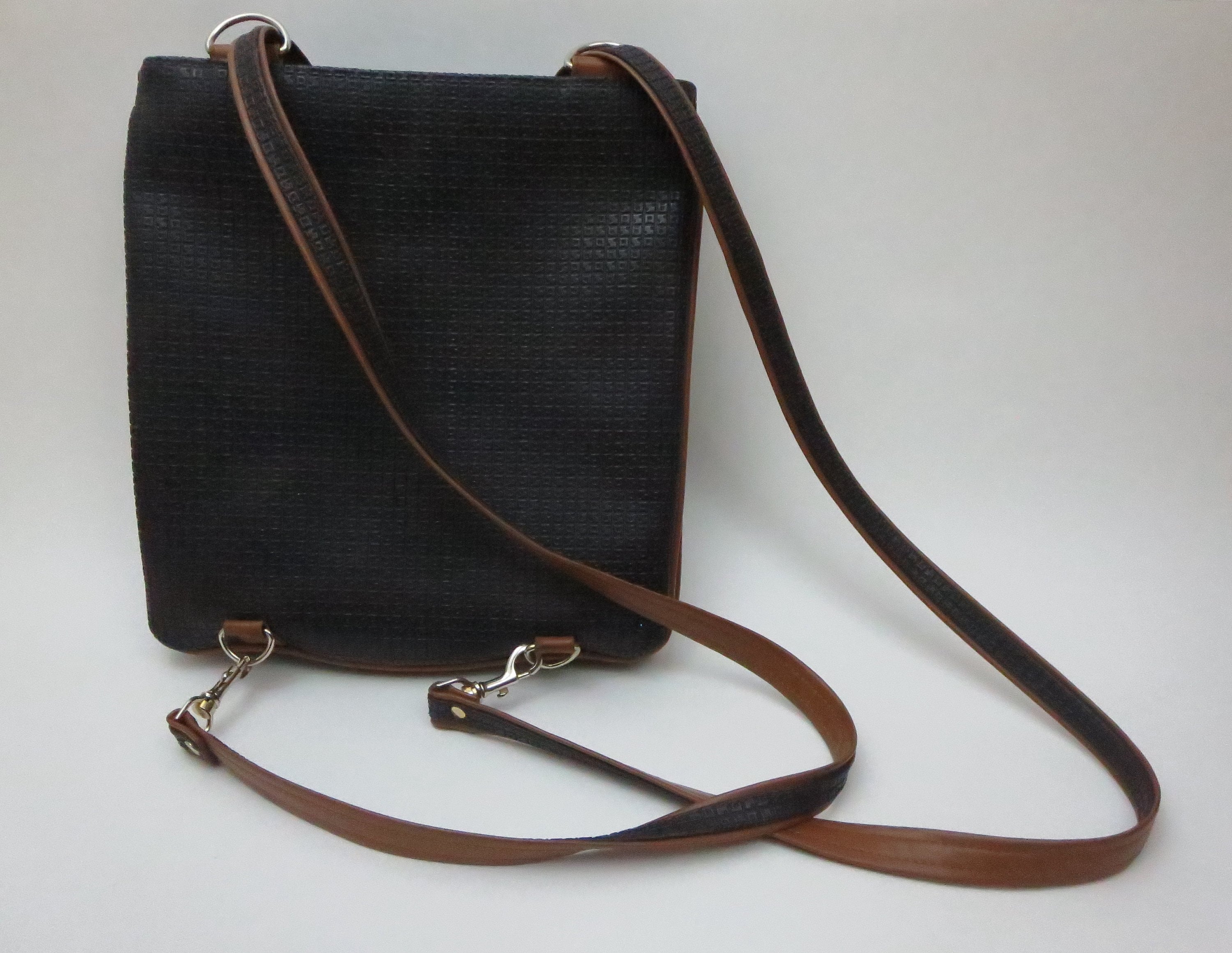 Carna Y2K Vintage Leather Shoulder Bag Bag