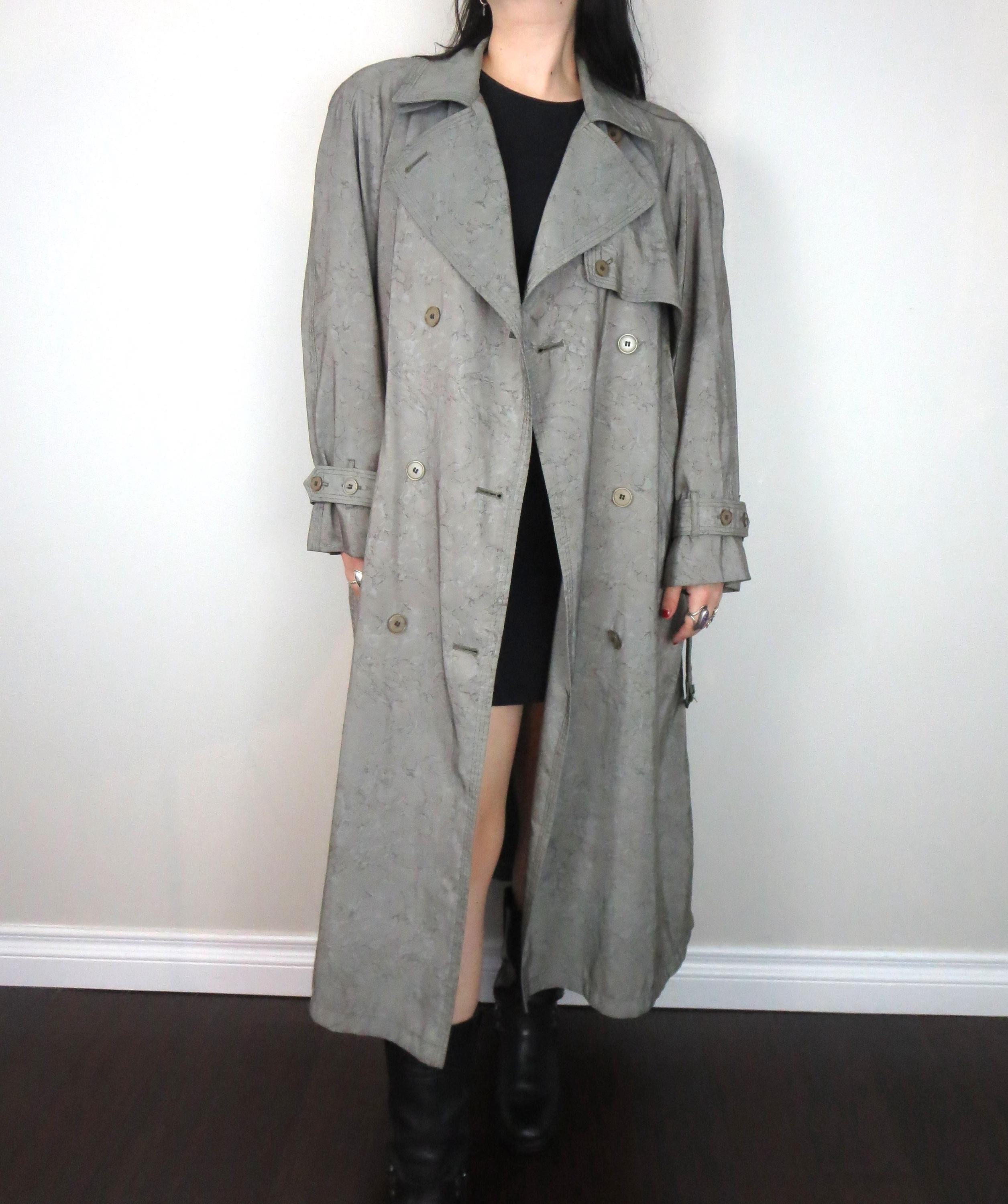 Vintage London Fog Trench Coat / All Weather Trench Coat / 1980s