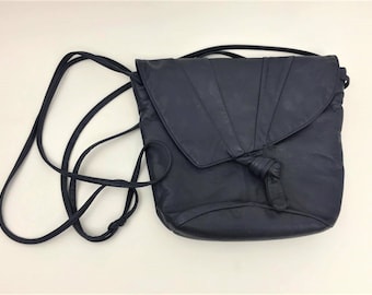 Vintage 1980s Navy Blue Faux Leather Hobo Purse - Retro Crossbody Bucket Bag
