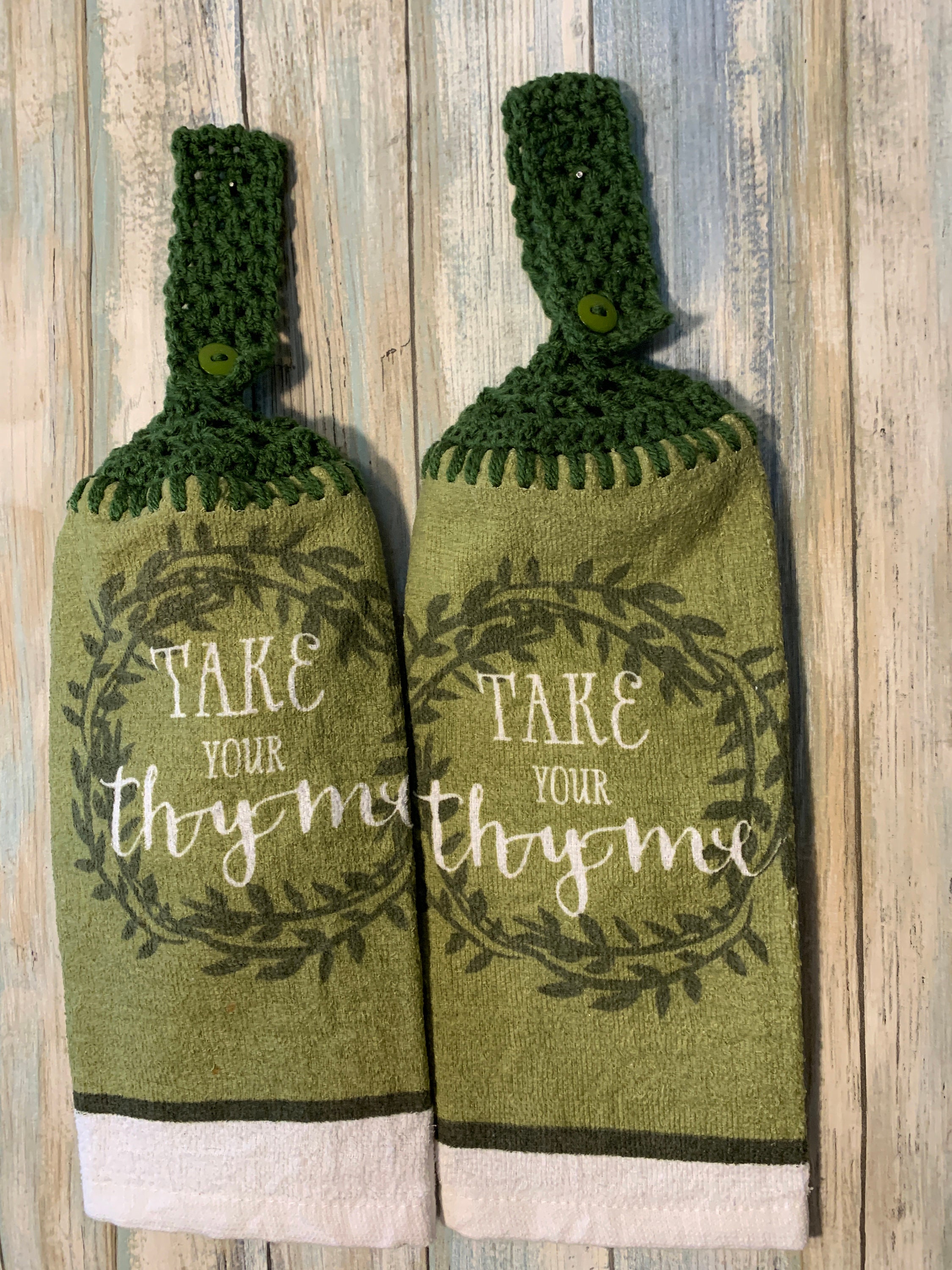 Take your thyme printed kitchen towel with adjustable crochet loop topper - half towel