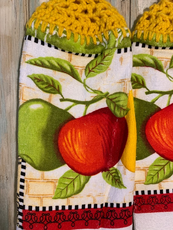 Green Red and Yellow Apples Kitchen Decor Red white black Border