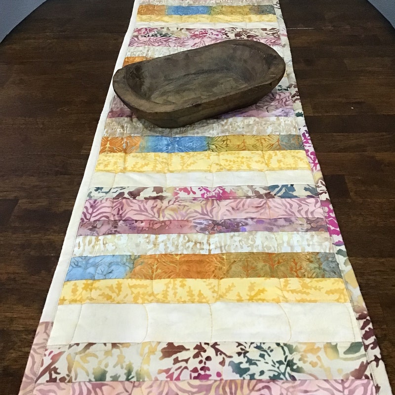 Spring Table Topper - Etsy