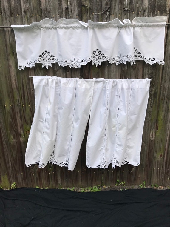 Cafe Curtains Two Sets White Cotton Curtains Shabby Elegance Etsy