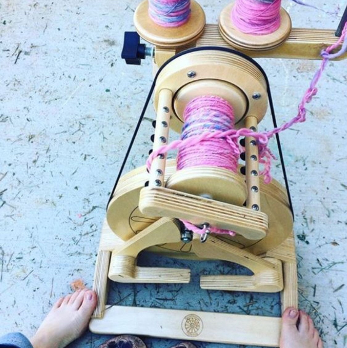 Handmade Yarn Hand Spinning Tutorial, Beginner Handspinning Instructions,  Treadle Wheel Learn How to Spin Yarn Class, Digital Download PDF 