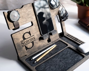 Vatertagsgeschenk, personalisierte Dockingstation, Nachttisch, Telefonständer aus Holz, iPhone-Ladestation, Geschenk für Ehemann #8