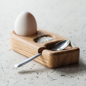 holder for оne egg - wooden egg holder - easter rack - wooden stand - wood egg holder - oak wood holder - holder for 1 egg - easter egg tray