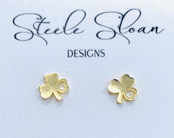 3-Leaf Shamrock Stud Earrings great for Notre Dame Fans! Fighting Irish, Clover Earrings, Hypoallergenic, Notre Dame Gift idea