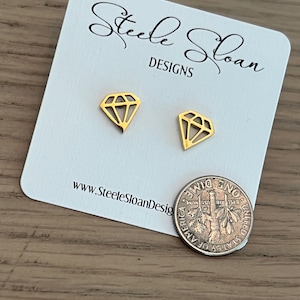 You&#39;re a Diamond Dear - they Can&#39;t Break You - Earrings - Hypoallergenic Stainless Steel Gold Stud Earrings in shape of Diamond