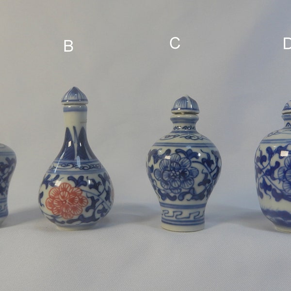 Antigüedad china Dinastía Qing Siglo XIX Minguo botella de rapé de porcelana blanca azul RARE HALLAZGO