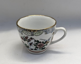 Antique Chinese Canton Famille Rose Porcelain Cup Hand Painted circa: early 20th Century retired RARE FIND