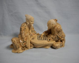 Vintage hand carved Japanese resin netsuke chess go players circa 1950s unused