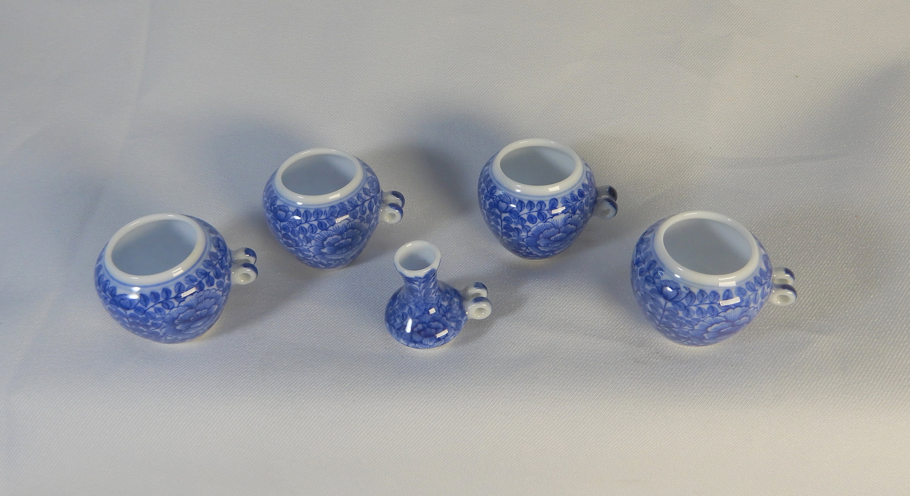 中国青花花文煎茶碗五客時代箱付MR7281