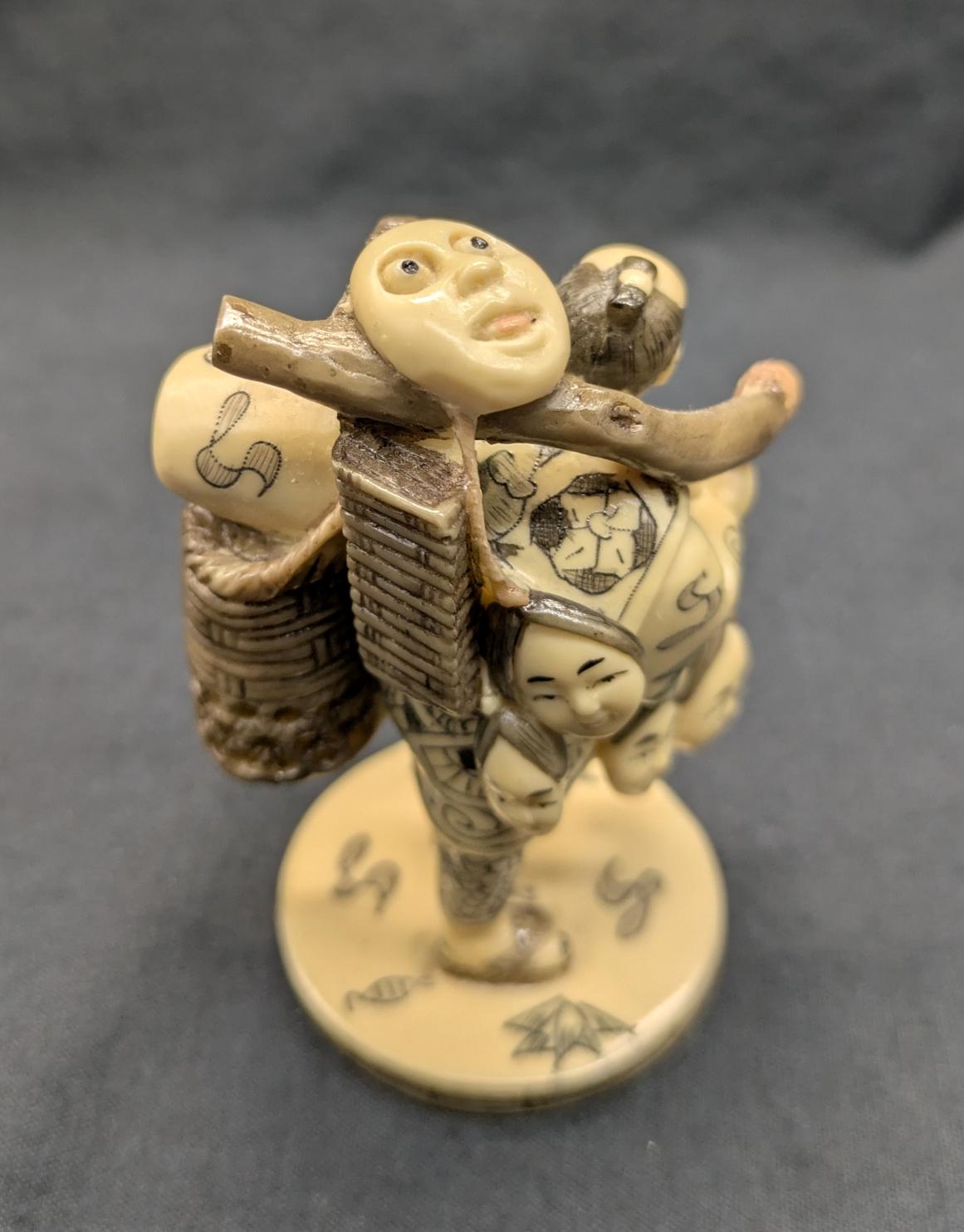 Vintage Japanese Carved Faux Ivory Fish Bone Netsuke Okimono
