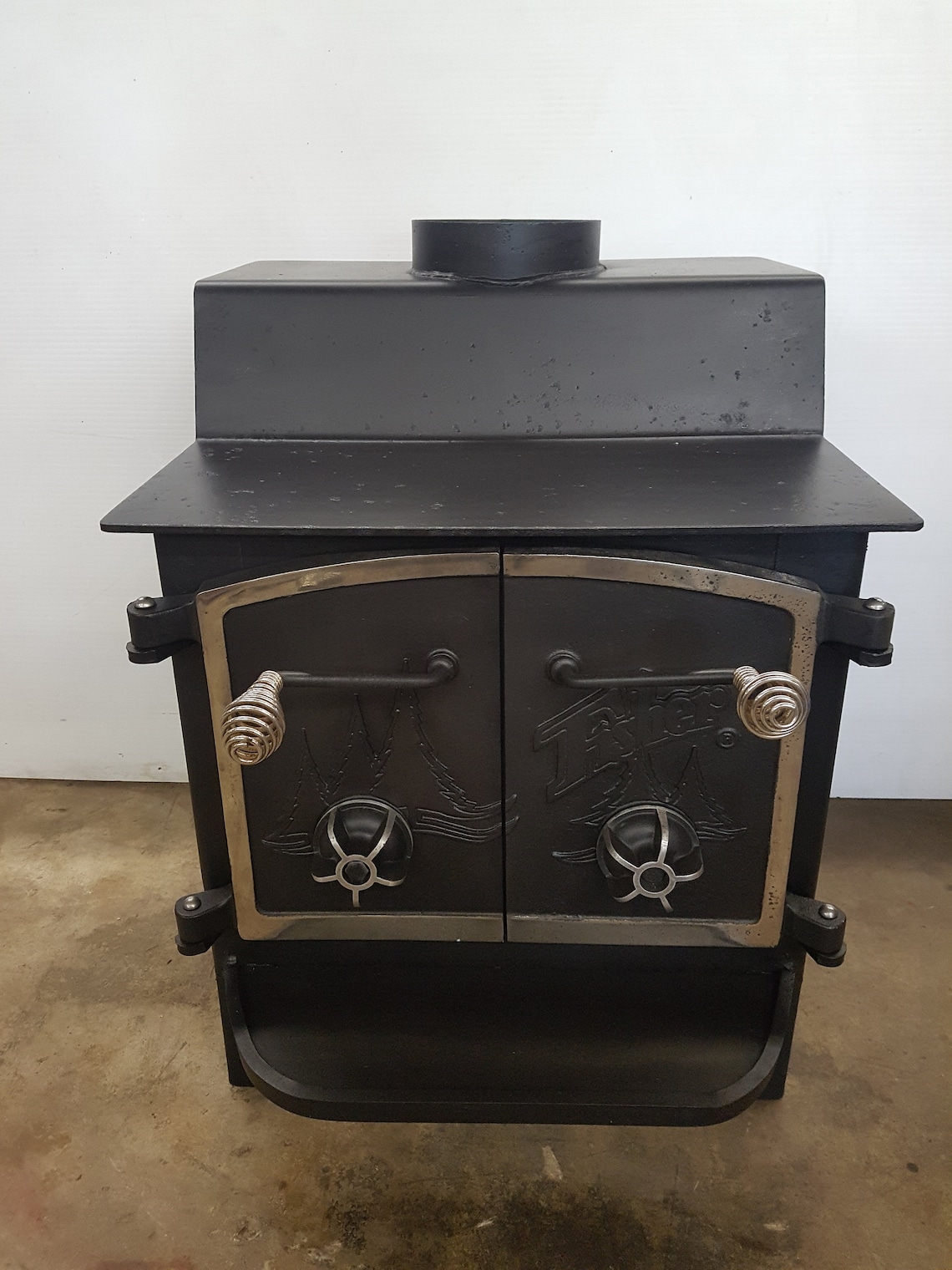 Rare Grandma Bear Fisher Wood Stove Etsy