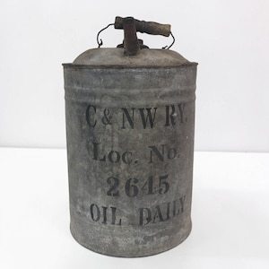Chicago & Northwestern Railway Oil Can – Vintage Railroad