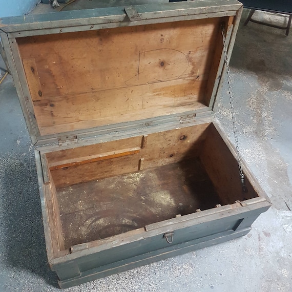 Iron Handler Large Wooden Box with Mirror Wooden Trunk w 1900s Antiques ANTIQUE WOODEN CHEST with Iron Reinforced Bottom Mirrored Box